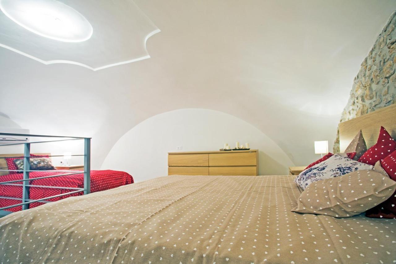Sirene Holiday Bed and Breakfast Gaeta Eksteriør billede