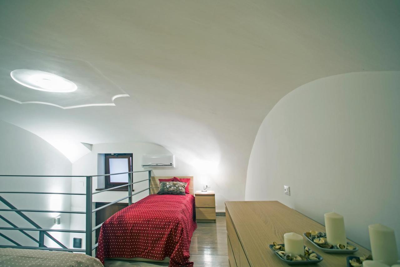 Sirene Holiday Bed and Breakfast Gaeta Eksteriør billede