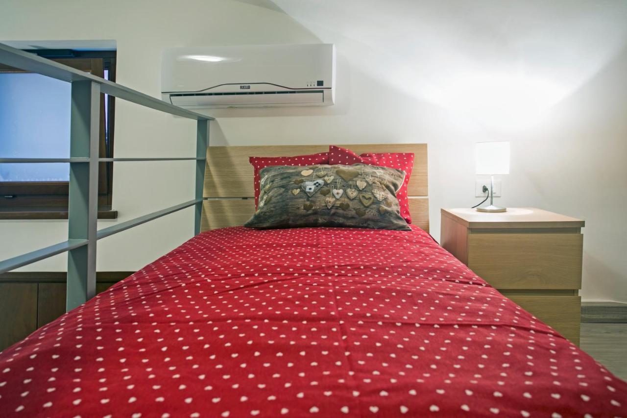 Sirene Holiday Bed and Breakfast Gaeta Eksteriør billede