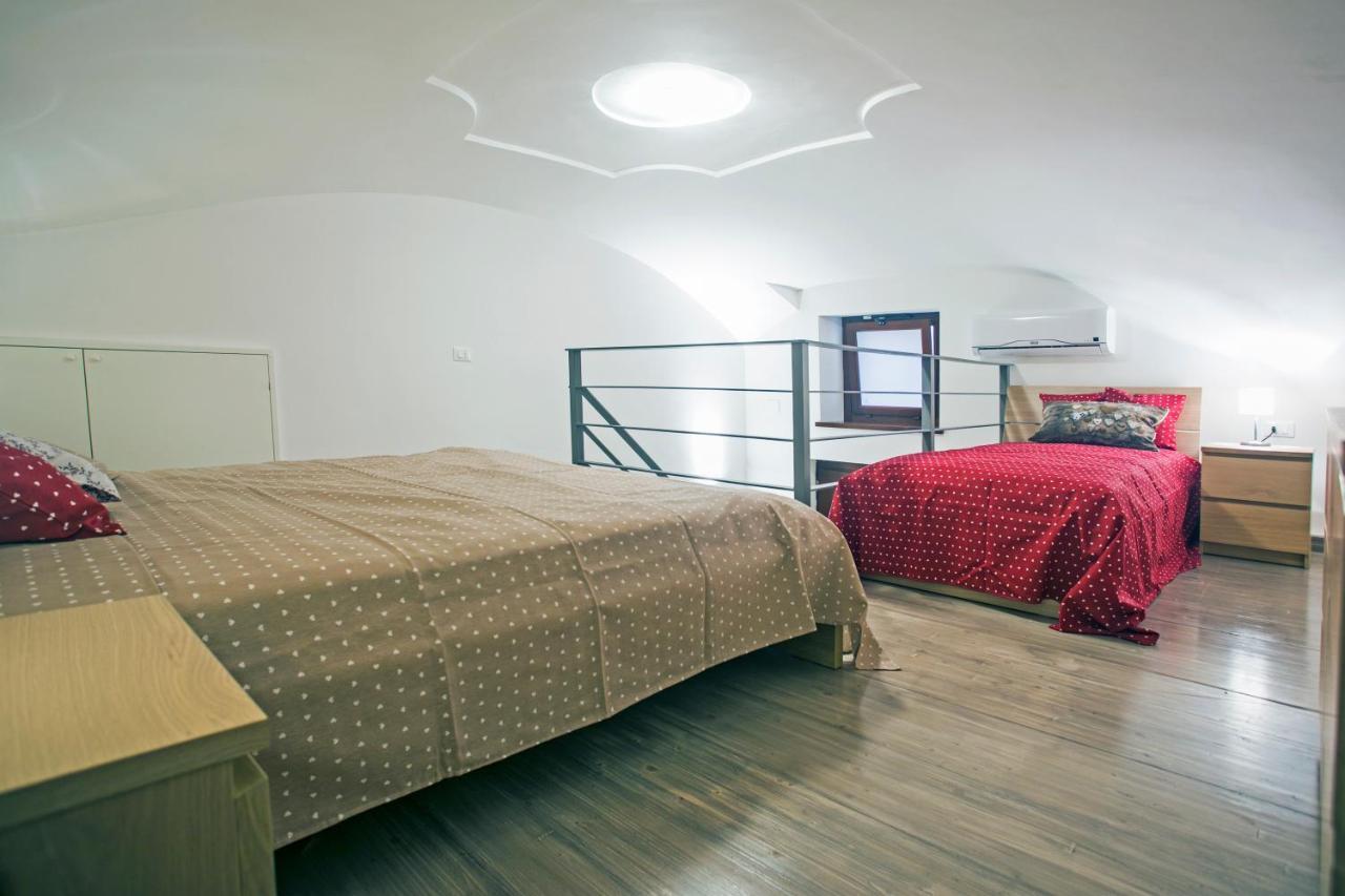 Sirene Holiday Bed and Breakfast Gaeta Eksteriør billede